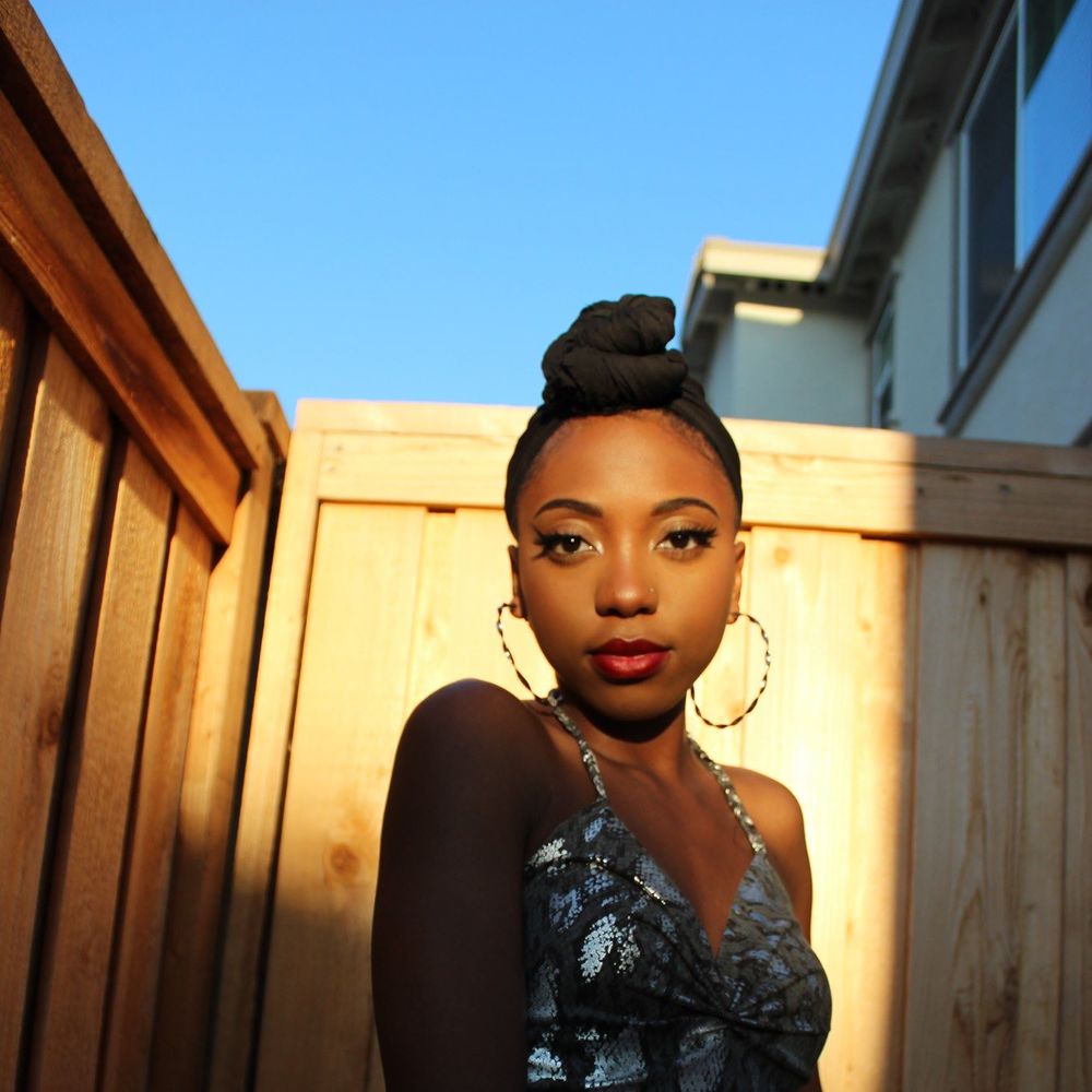 Meet your Posher, Ariana